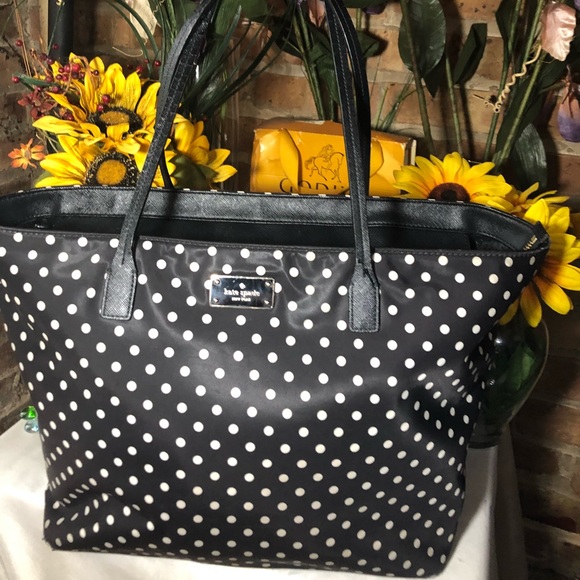 kate spade Handbags - Kate Spade Tote Bag